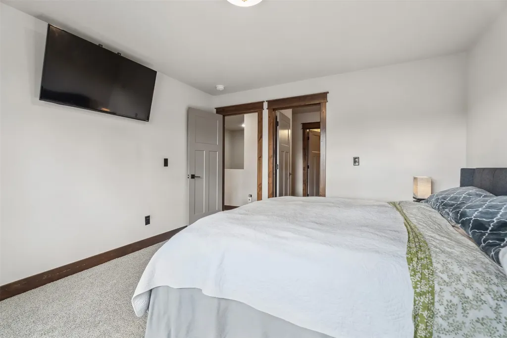 122 One Way Loop Hamilton MT 59840