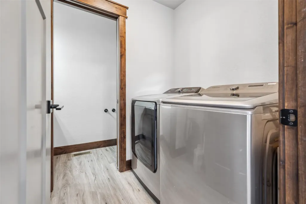 122 One Way Loop Hamilton MT 59840