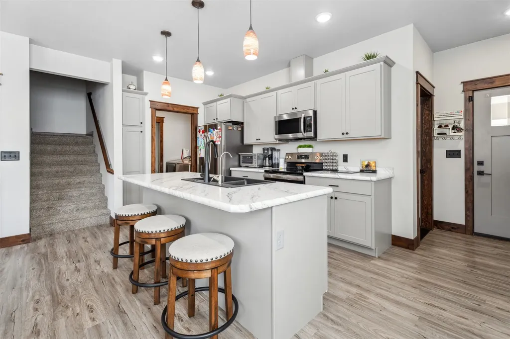122 One Way Loop Hamilton MT 59840