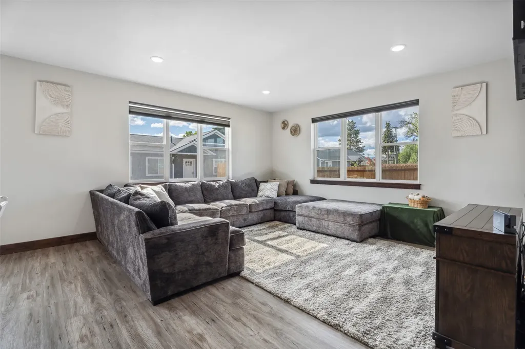 122 One Way Loop Hamilton MT 59840