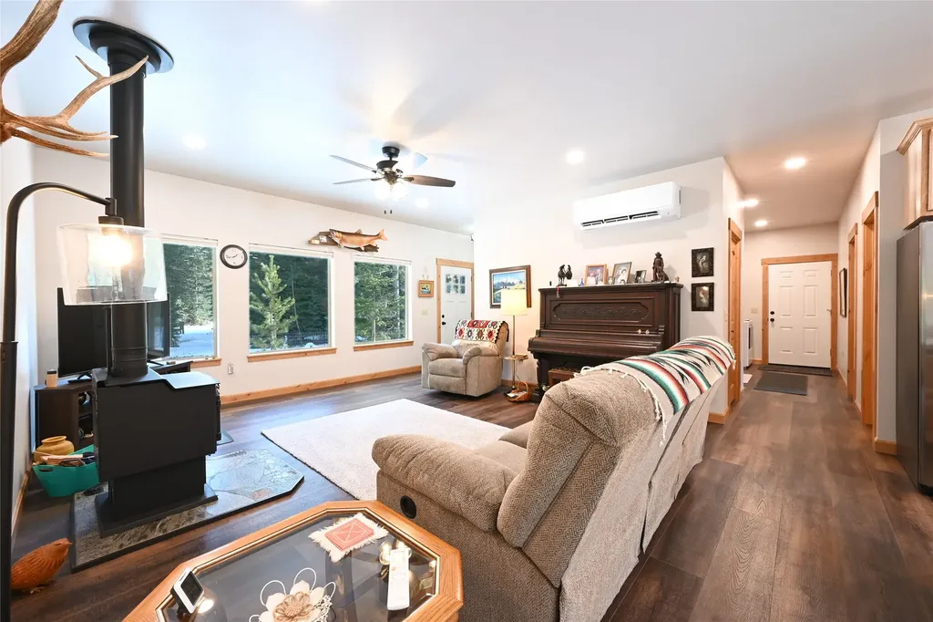 8 Hidden Meadows Way Trout Creek MT 59874