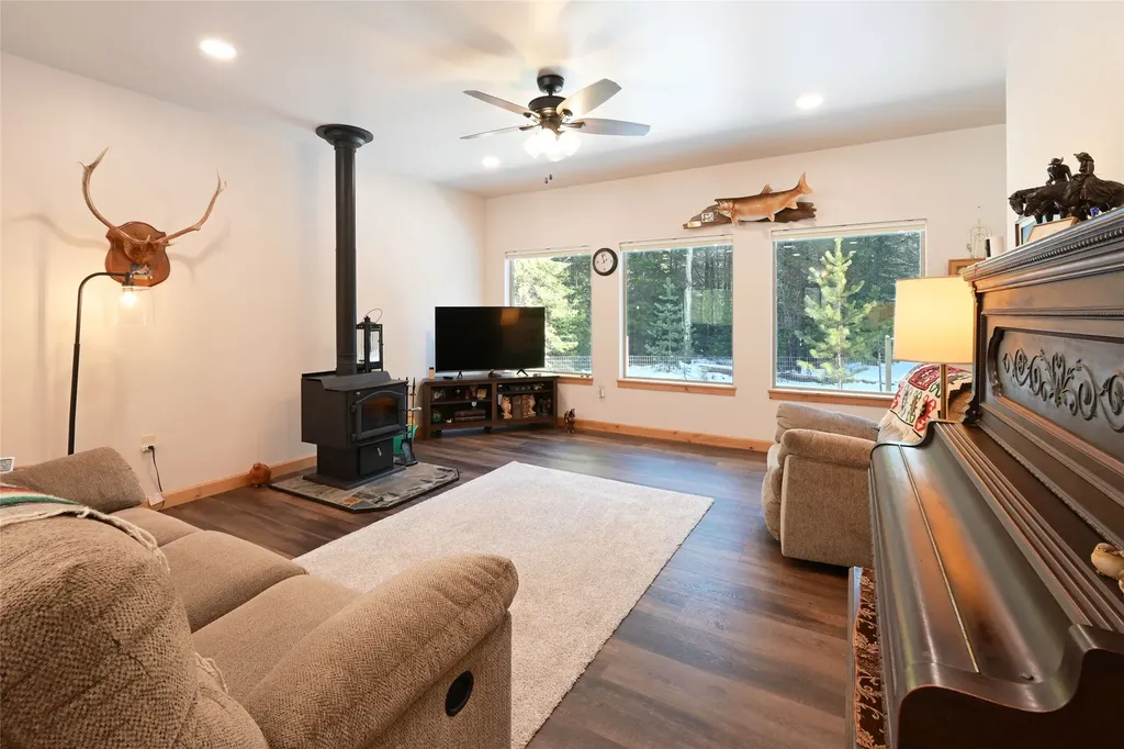 8 Hidden Meadows Way Trout Creek MT 59874