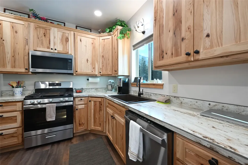 8 Hidden Meadows Way Trout Creek MT 59874
