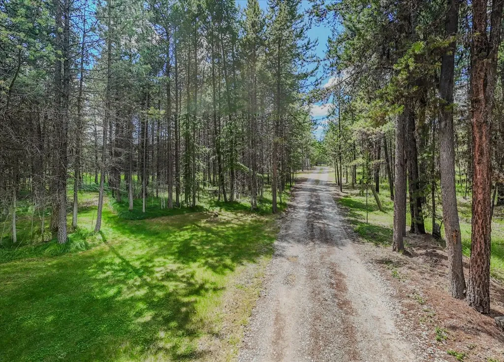 520 Gopher Lane Marion MT 59925