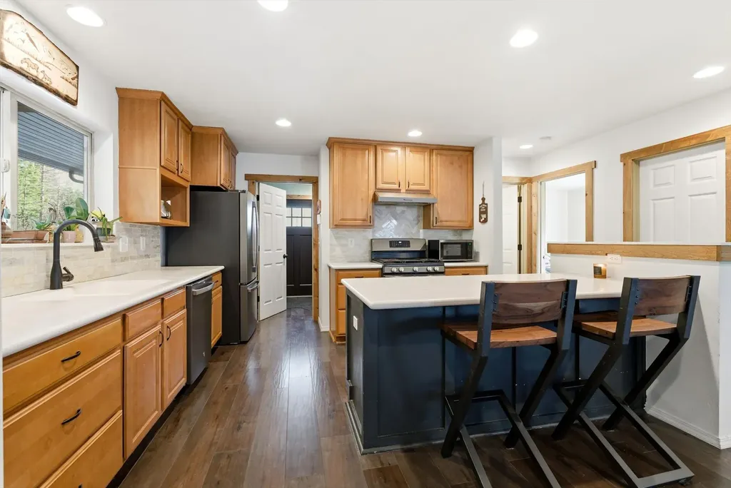 520 Gopher Lane Marion MT 59925