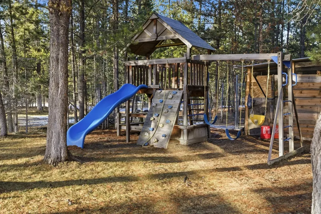520 Gopher Lane Marion MT 59925