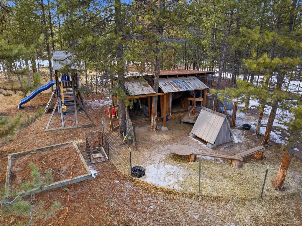 520 Gopher Lane Marion MT 59925