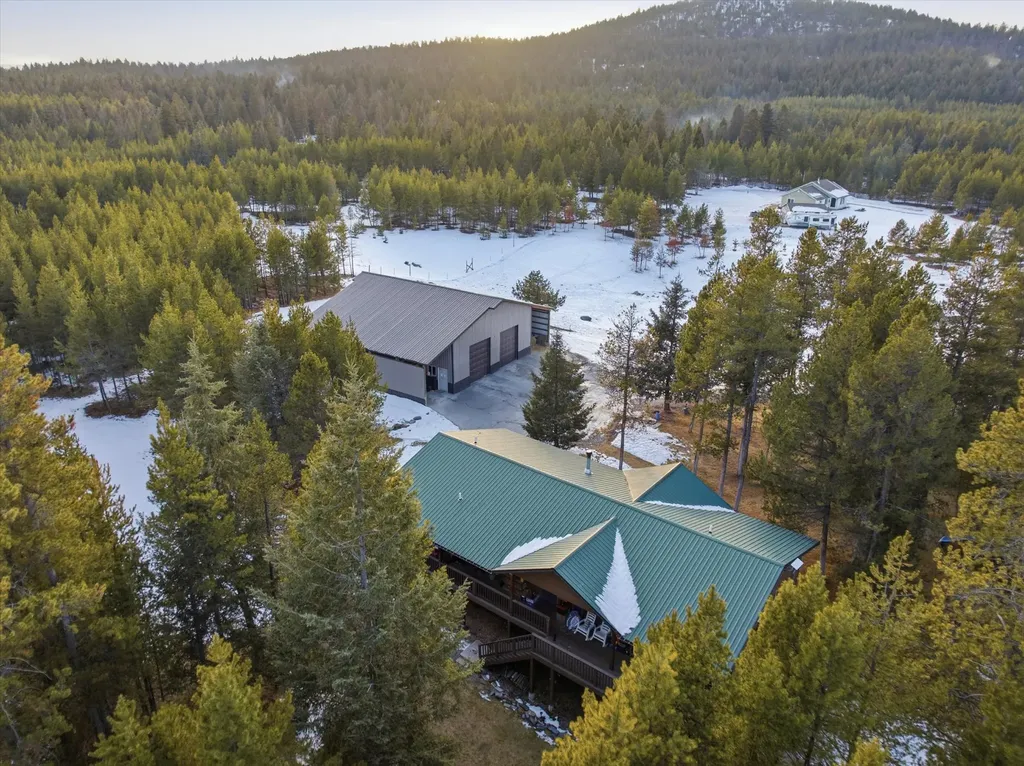 520 Gopher Lane Marion MT 59925
