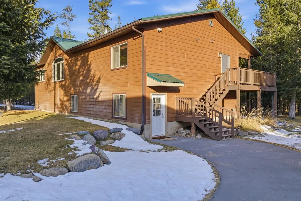 520 Gopher Lane Marion MT 59925
