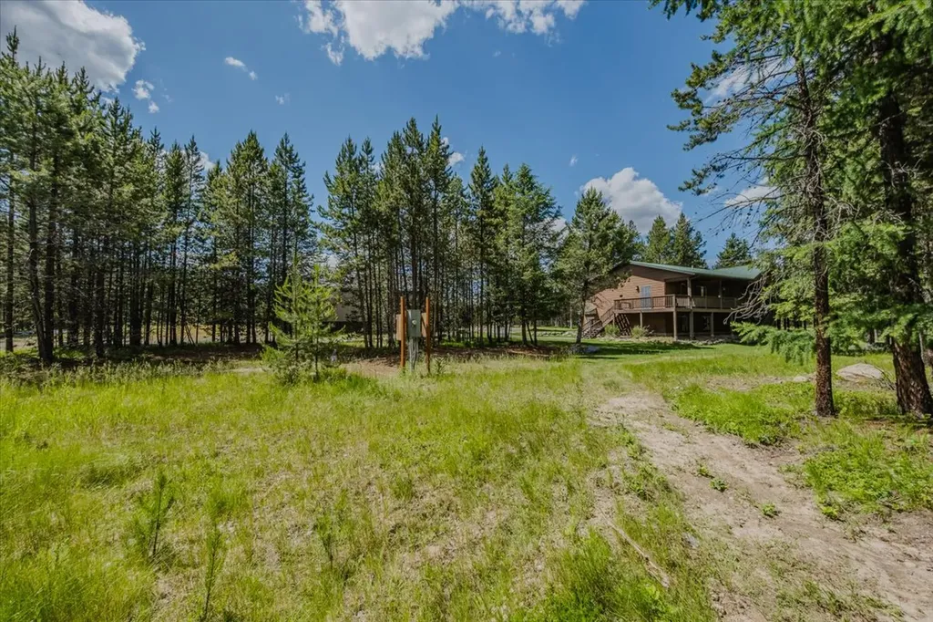 520 Gopher Lane Marion MT 59925