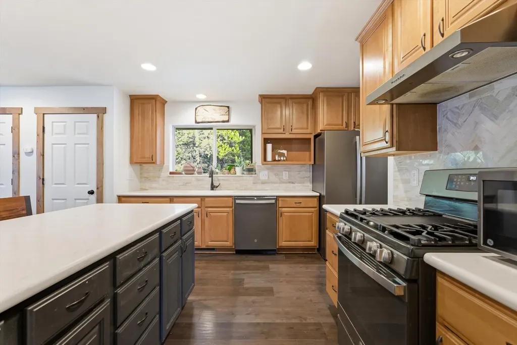 520 Gopher Lane Marion MT 59925