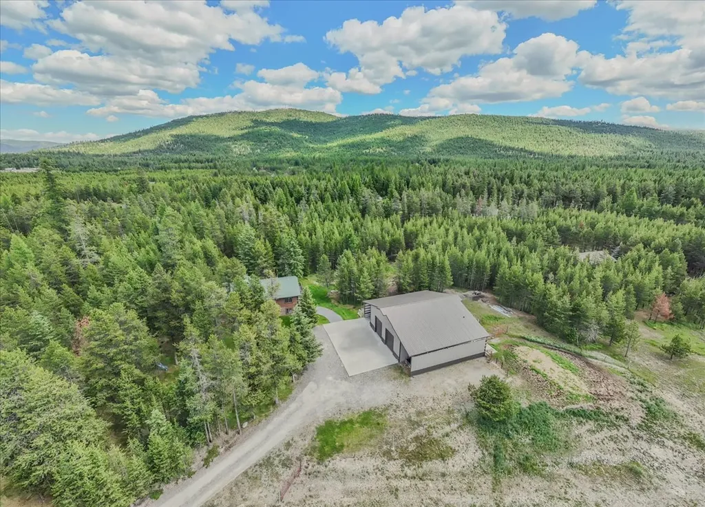 520 Gopher Lane Marion MT 59925
