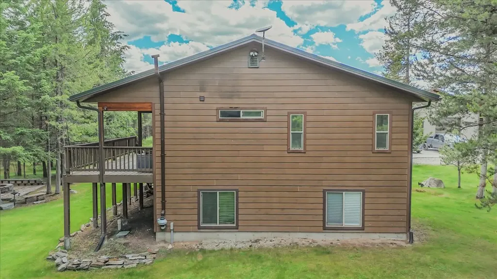 520 Gopher Lane Marion MT 59925