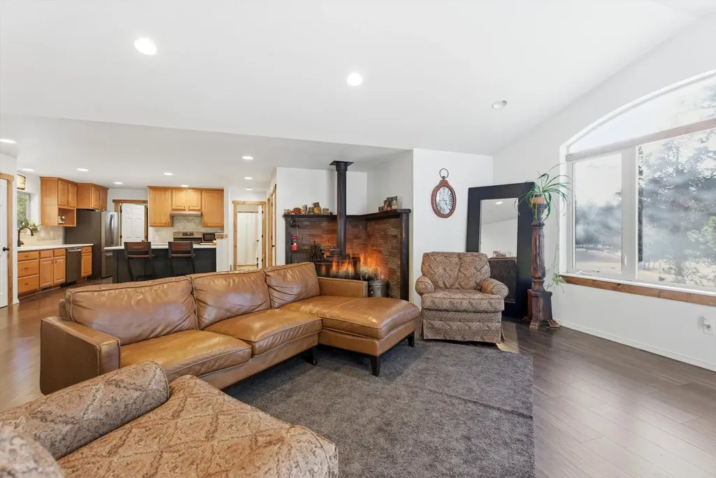520 Gopher Lane Marion MT 59925