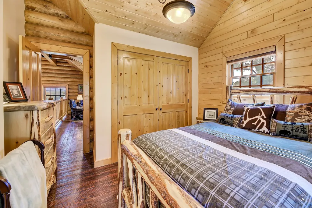 2988 Moose Gulch Road Elliston MT 59728