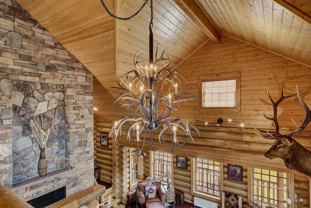2988 Moose Gulch Road Elliston MT 59728