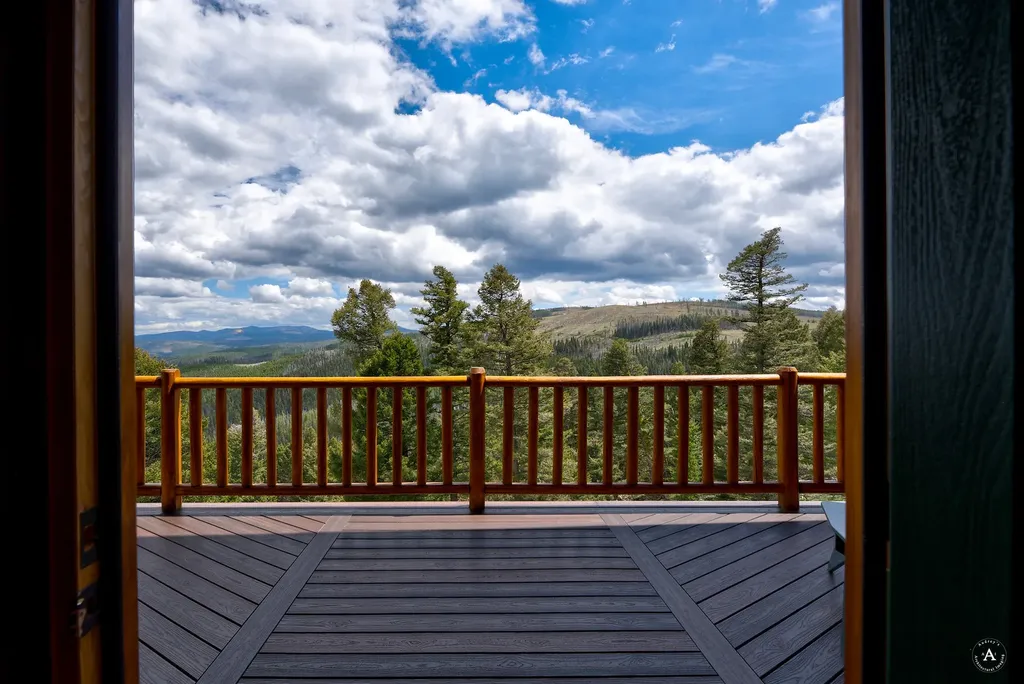 2988 Moose Gulch Road Elliston MT 59728