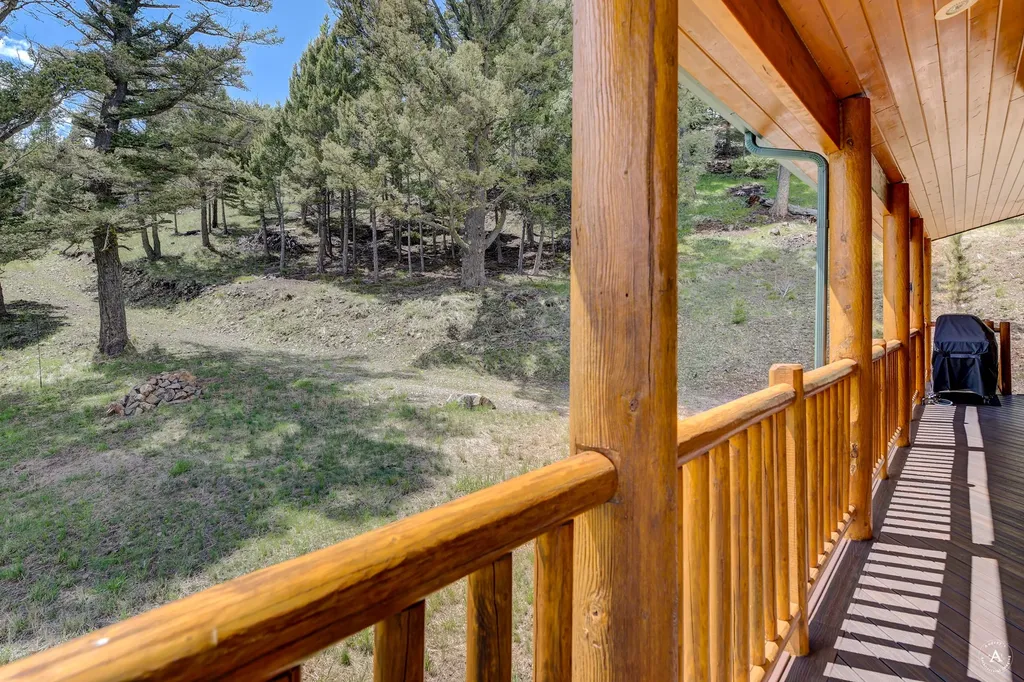 2988 Moose Gulch Road Elliston MT 59728