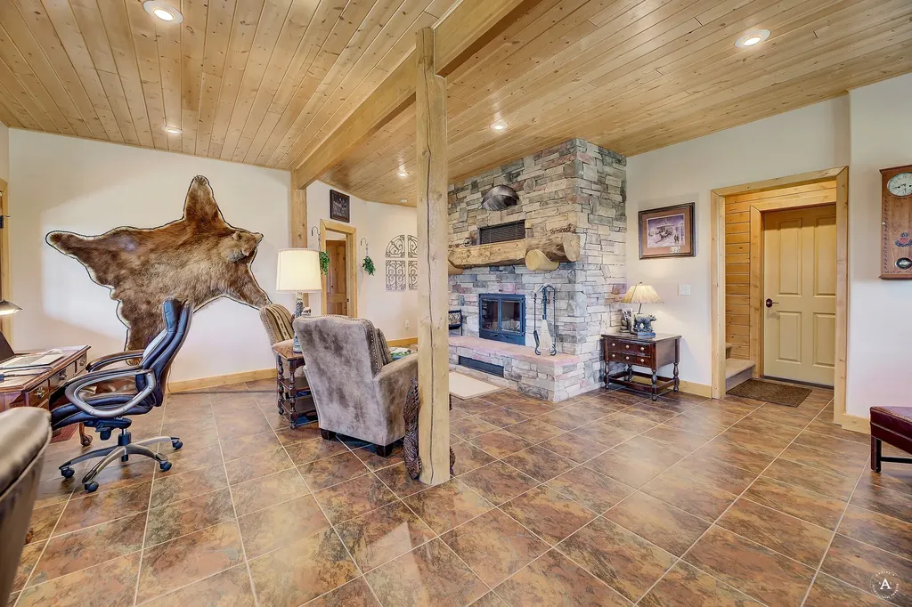 2988 Moose Gulch Road Elliston MT 59728