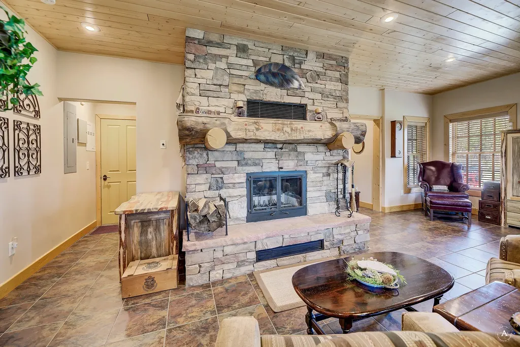 2988 Moose Gulch Road Elliston MT 59728