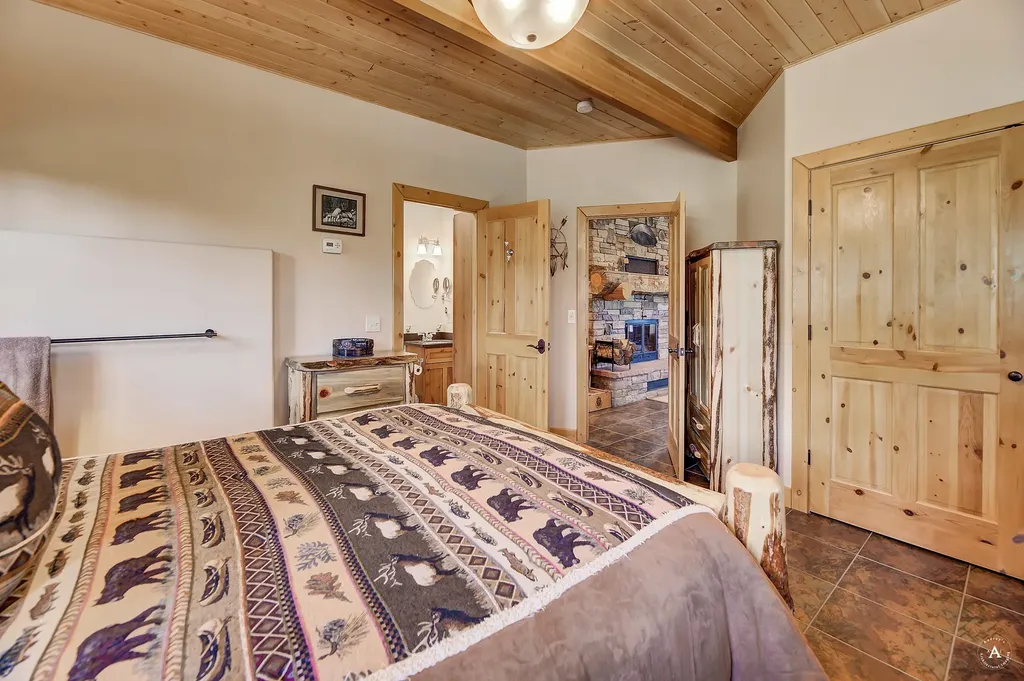 2988 Moose Gulch Road Elliston MT 59728