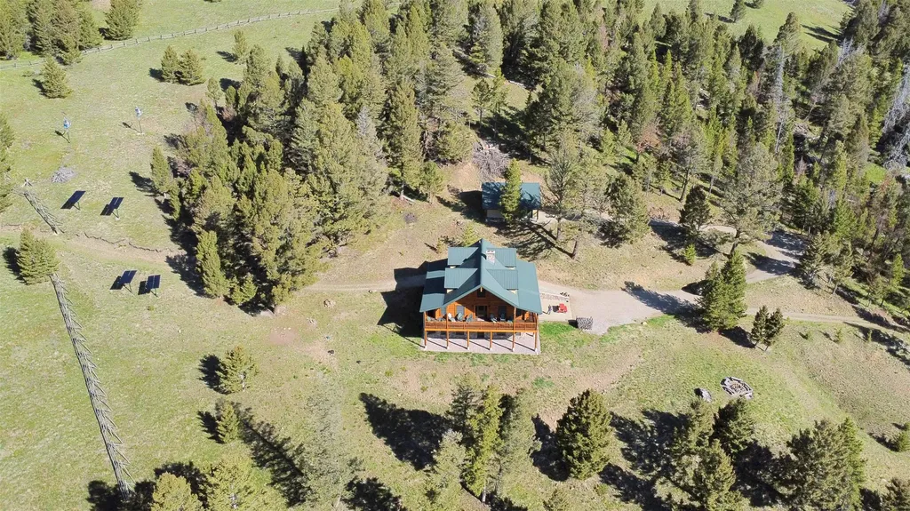 2988 Moose Gulch Road Elliston MT 59728