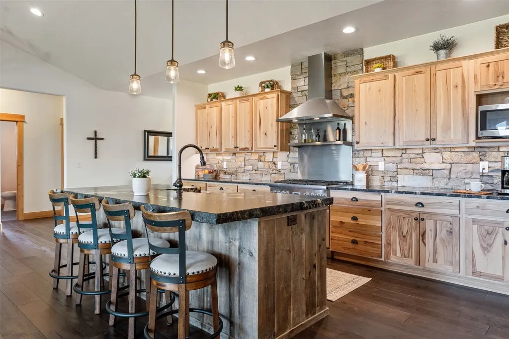 559 Stage Springs Lane Stevensville MT 59870