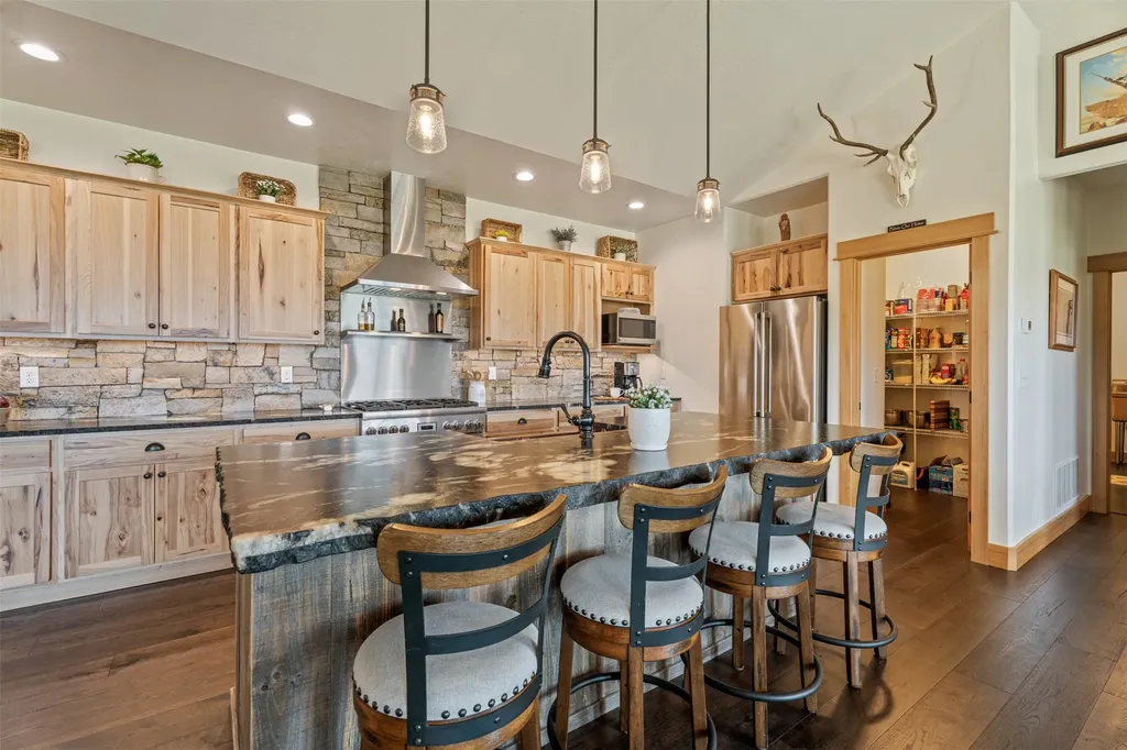 559 Stage Springs Lane Stevensville MT 59870