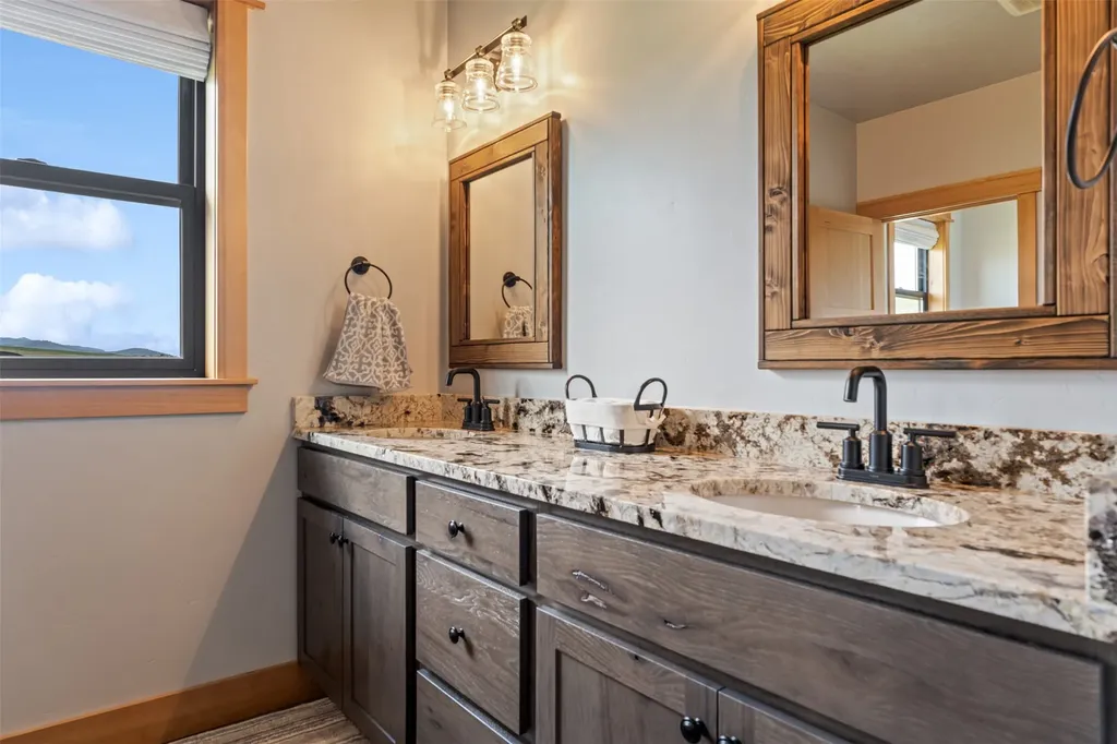 559 Stage Springs Lane Stevensville MT 59870