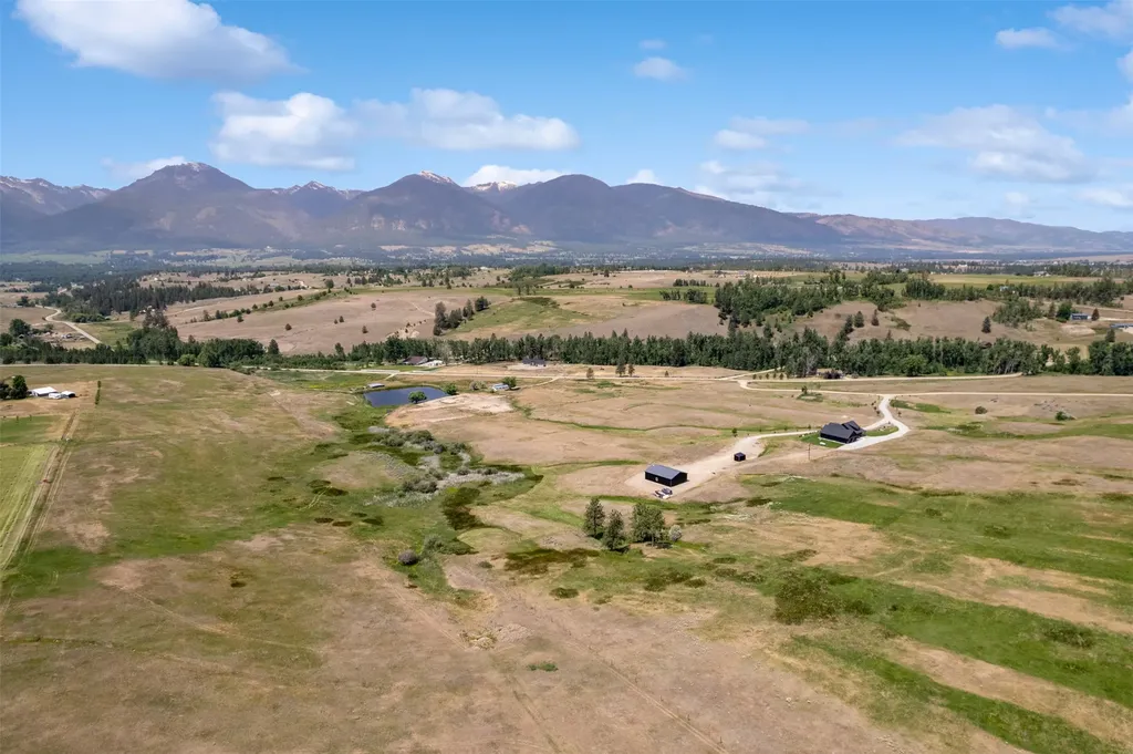 559 Stage Springs Lane Stevensville MT 59870