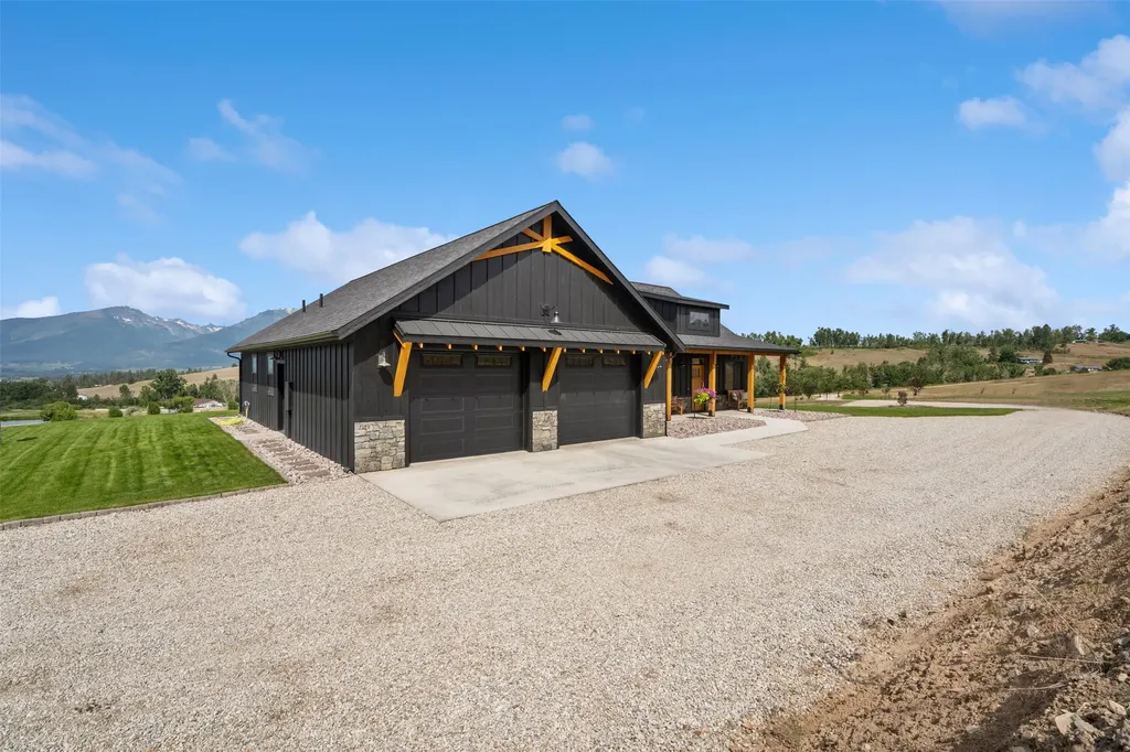 559 Stage Springs Lane Stevensville MT 59870