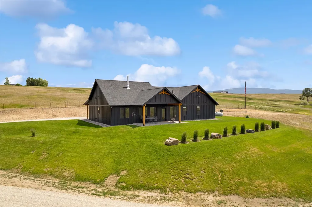 559 Stage Springs Lane Stevensville MT 59870