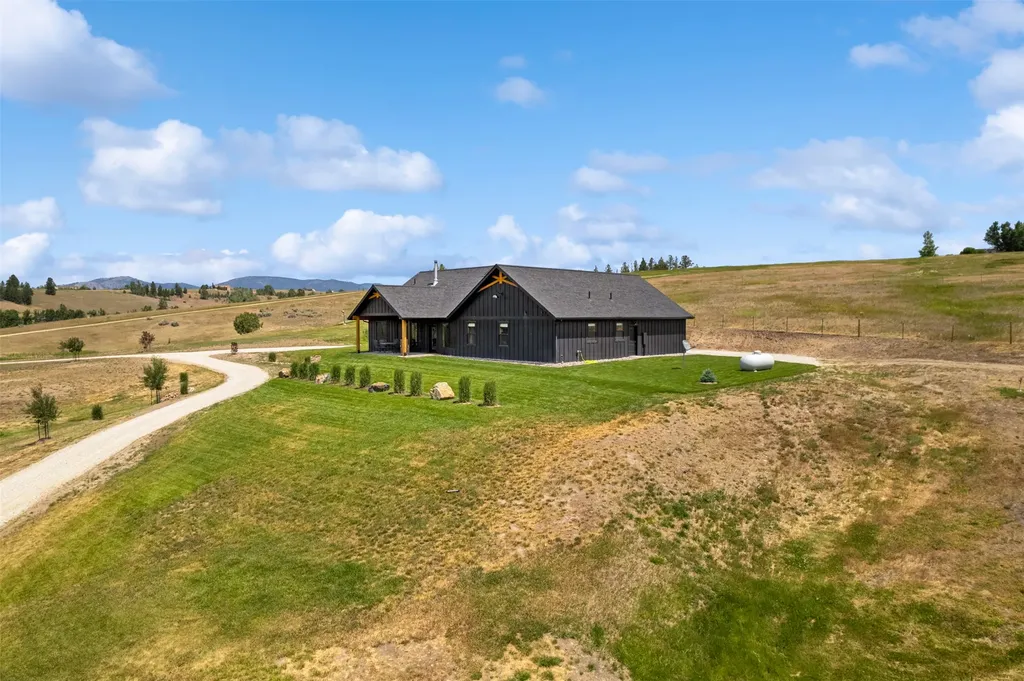 559 Stage Springs Lane Stevensville MT 59870