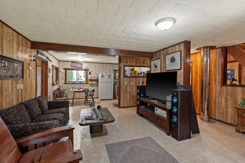 90 Ocallahan Lane Trout Creek MT 59874