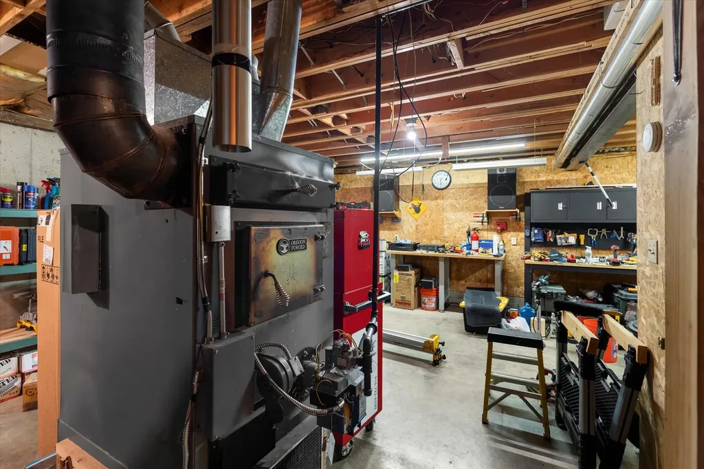90 Ocallahan Lane Trout Creek MT 59874