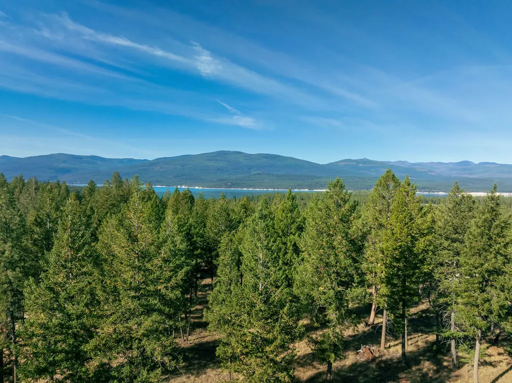 Lot 10 Lake Heights Eureka MT 59917