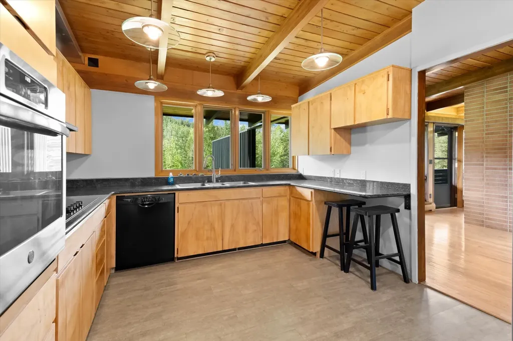 1695 Whalebone Drive Kalispell MT 59901