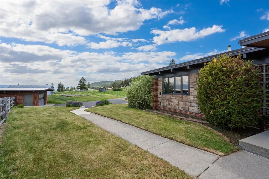 1695 Whalebone Drive Kalispell MT 59901