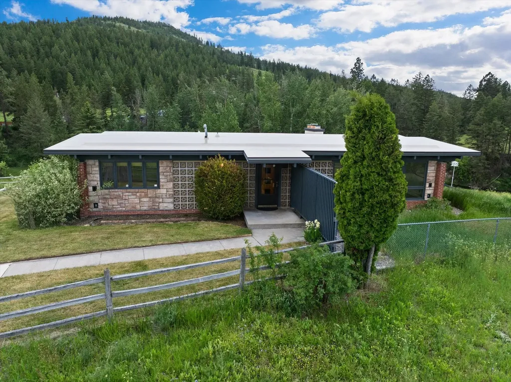 1695 Whalebone Drive Kalispell MT 59901