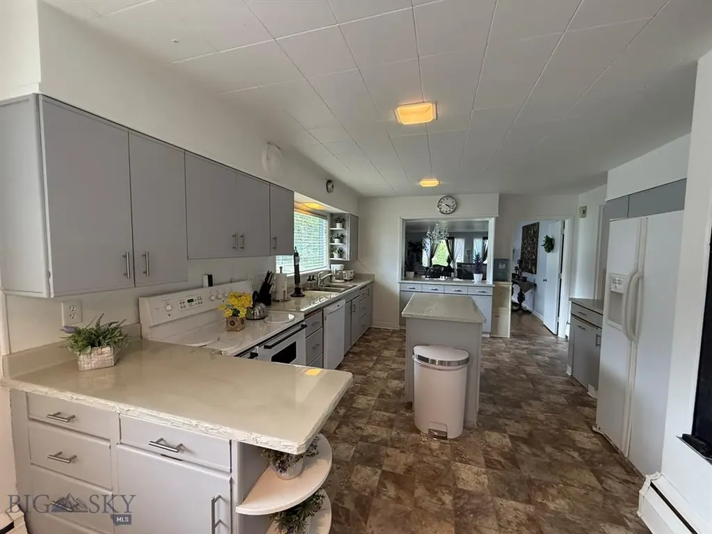 2821 Edwards Street Butte MT 59701