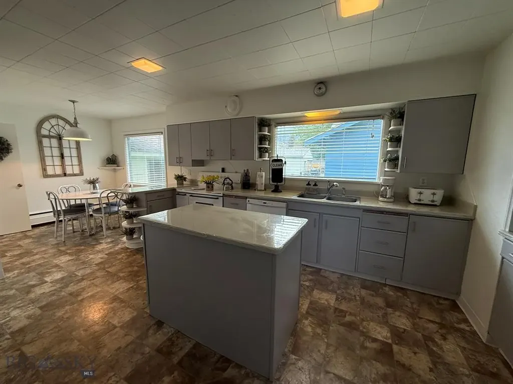 2821 Edwards Street Butte MT 59701
