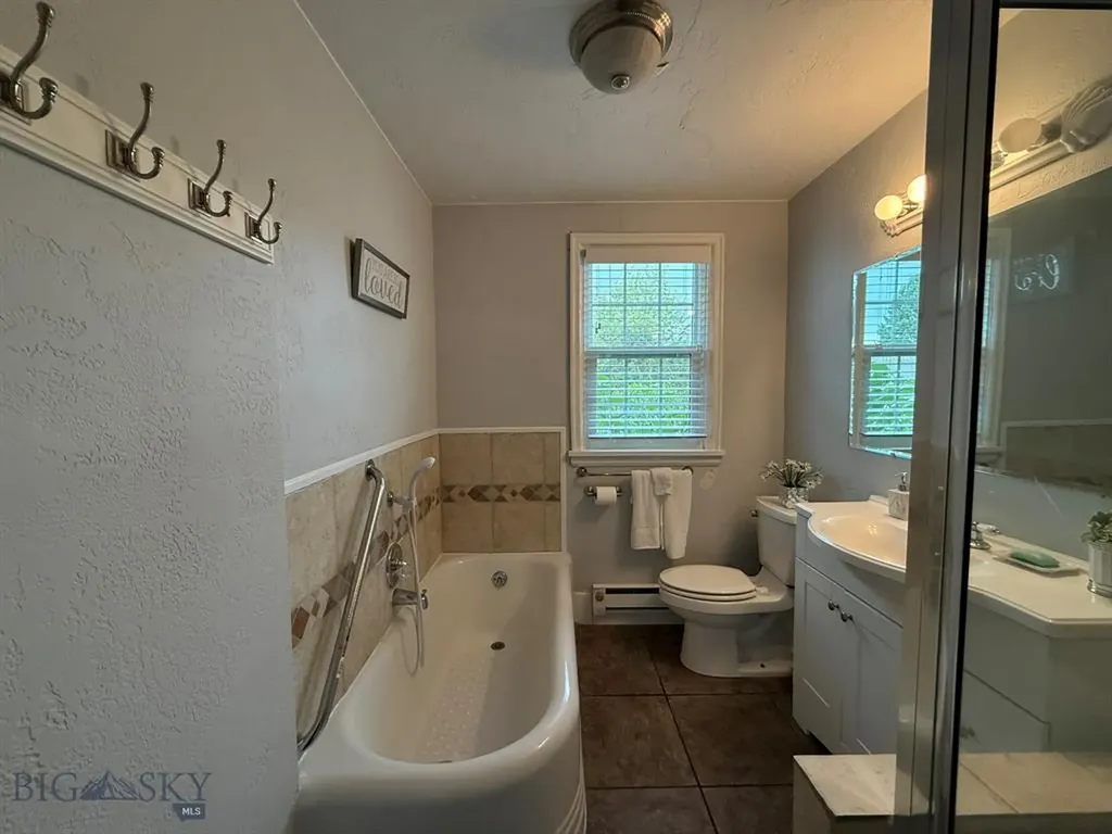 2821 Edwards Street Butte MT 59701