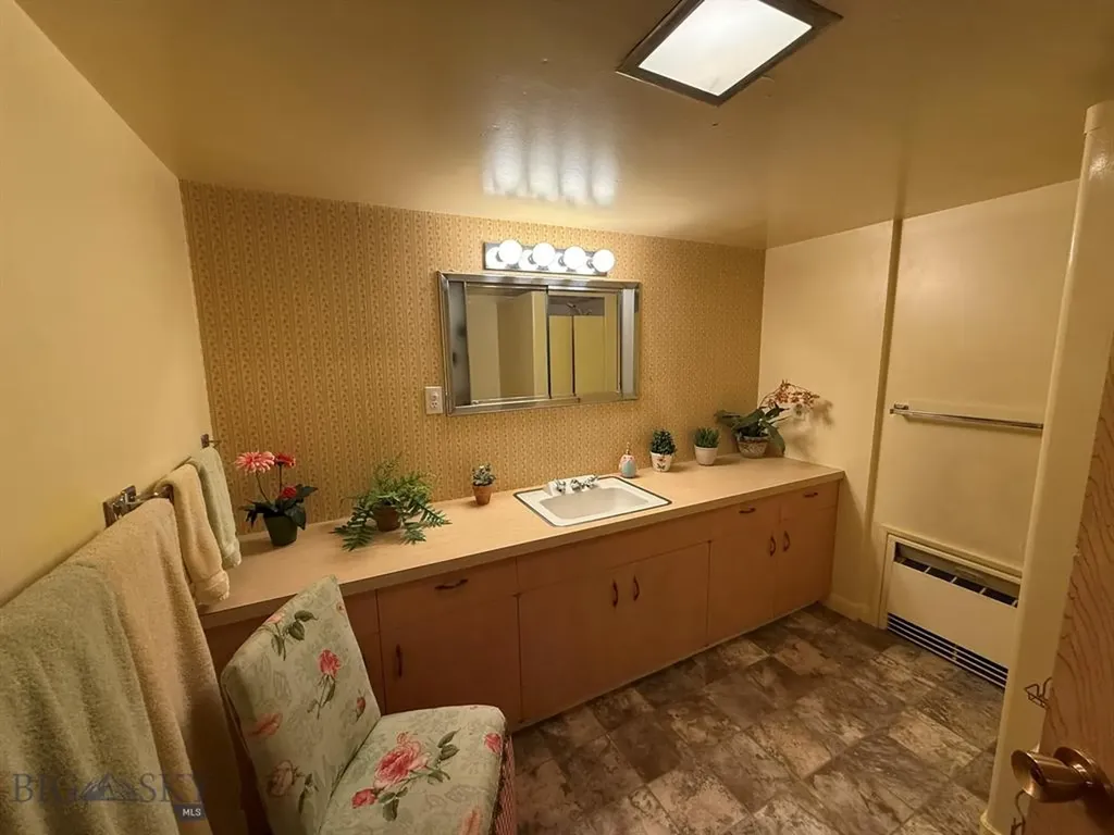 2821 Edwards Street Butte MT 59701