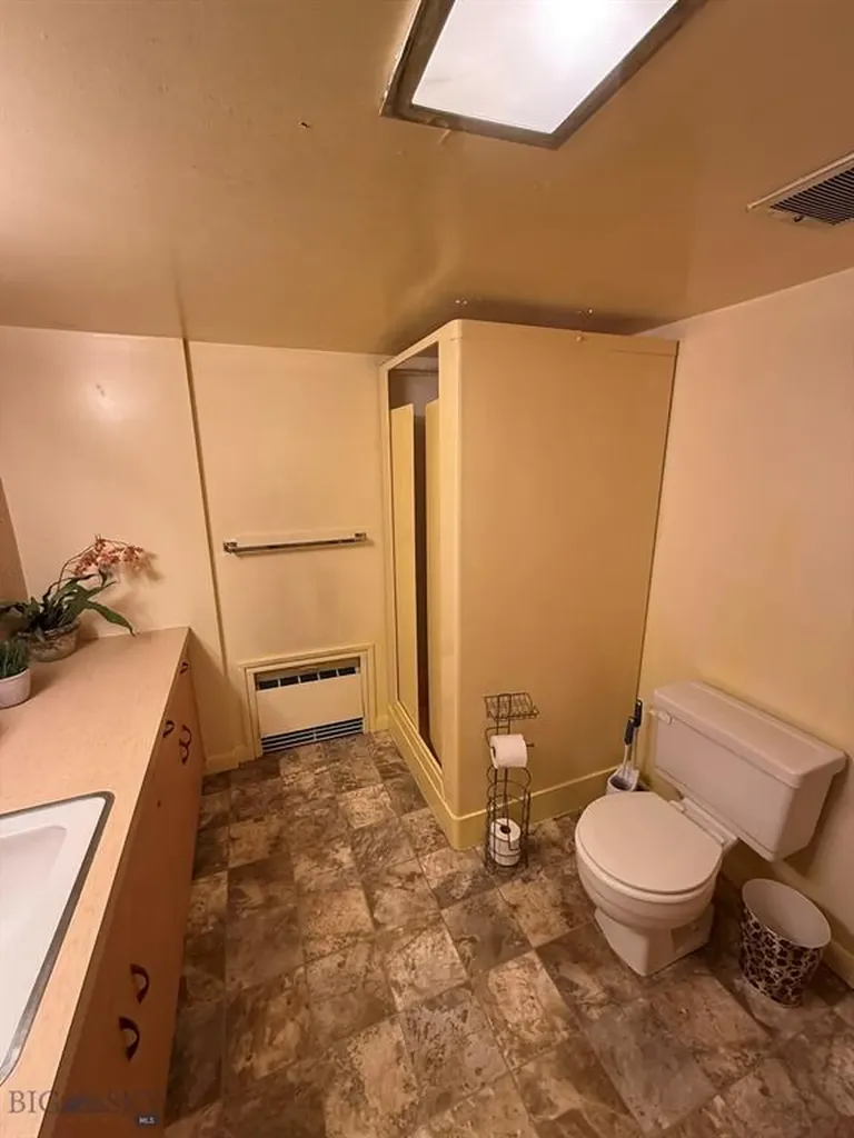 2821 Edwards Street Butte MT 59701