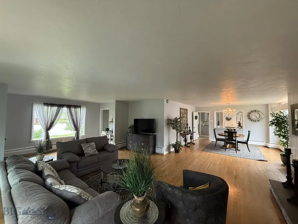 2821 Edwards Street Butte MT 59701