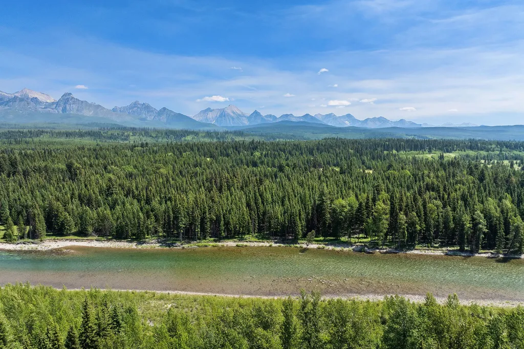Nhn North Fork Road Polebridge MT 59928