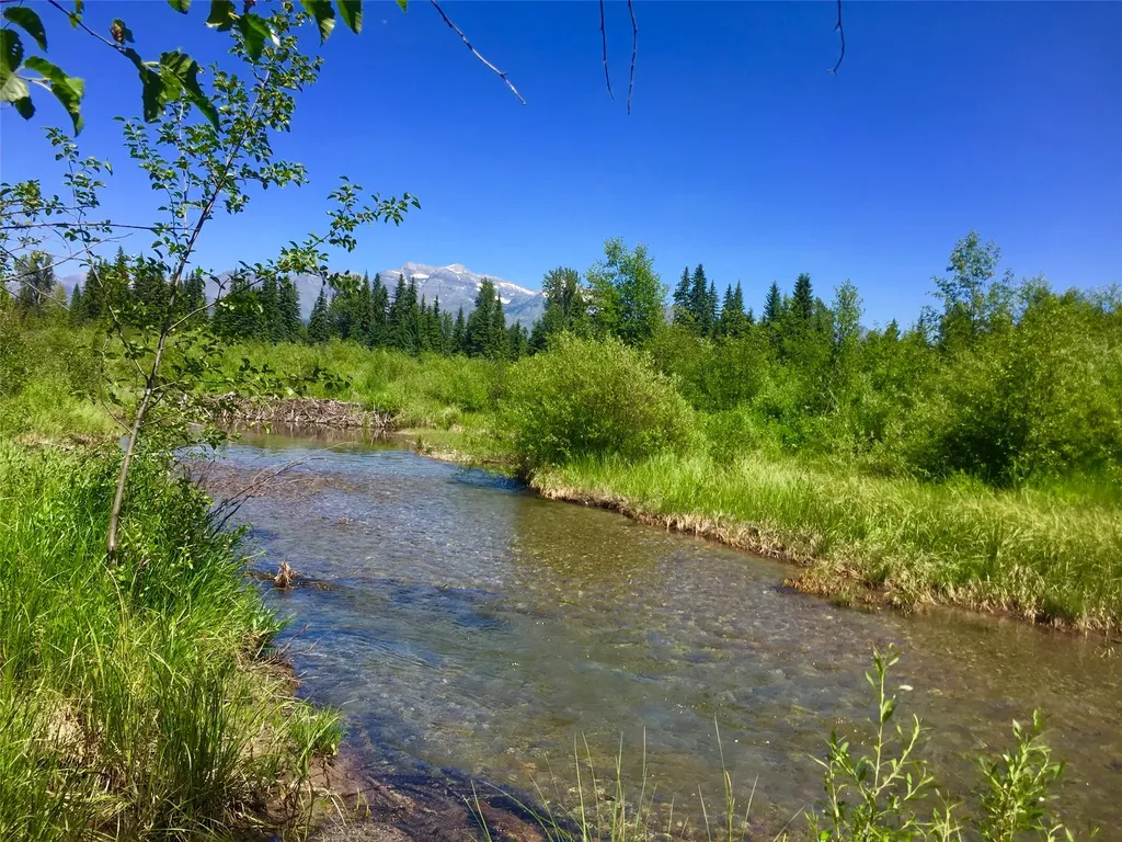 Nhn North Fork Road Polebridge MT 59928