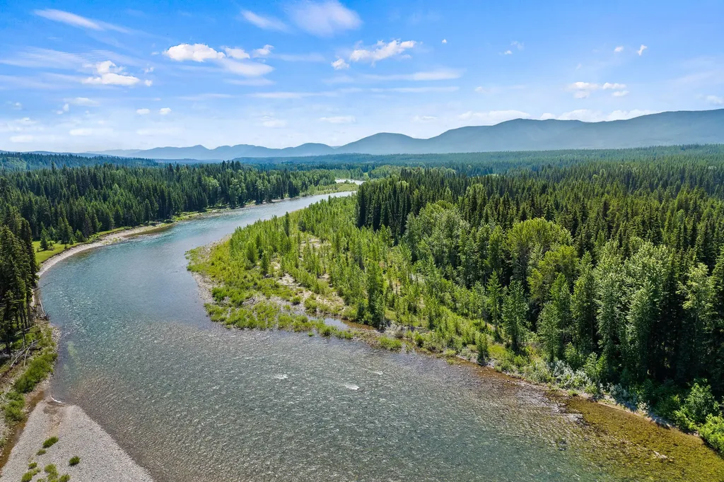 Nhn North Fork Road Polebridge MT 59928