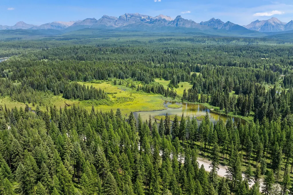 Nhn North Fork Road Polebridge MT 59928