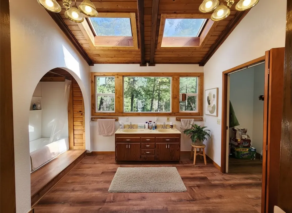 74 Cedar Creek Libby MT 59923